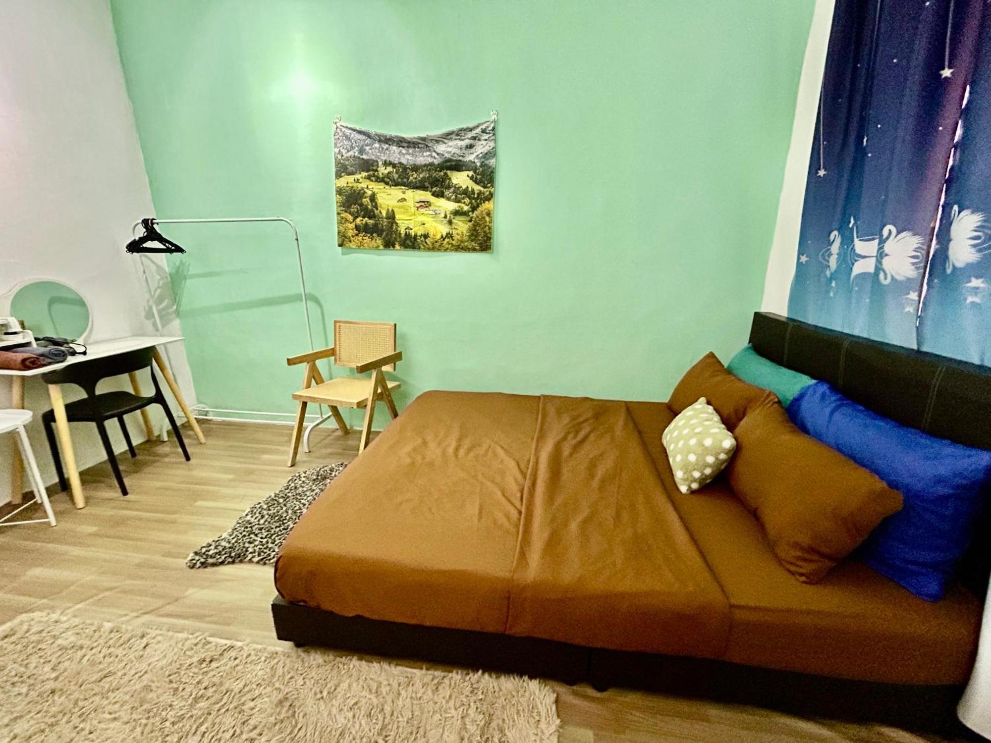 Cozy 18 Entire 3 Bedroom @Alma Букит-Мертаджам Экстерьер фото